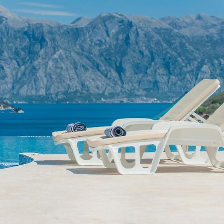 Lavender Bay Apartment C23 Kotor Luaran gambar