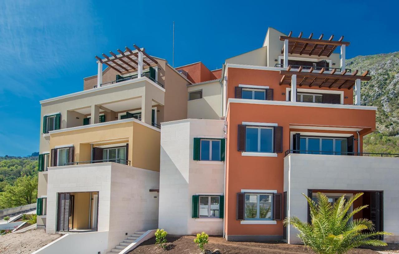 Lavender Bay Apartment C23 Kotor Luaran gambar